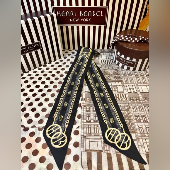 henri bendel Accessories - HENRI BENDEL Whimsy Skinny Silk Handbag and Neck Scarf in Black and Gold
